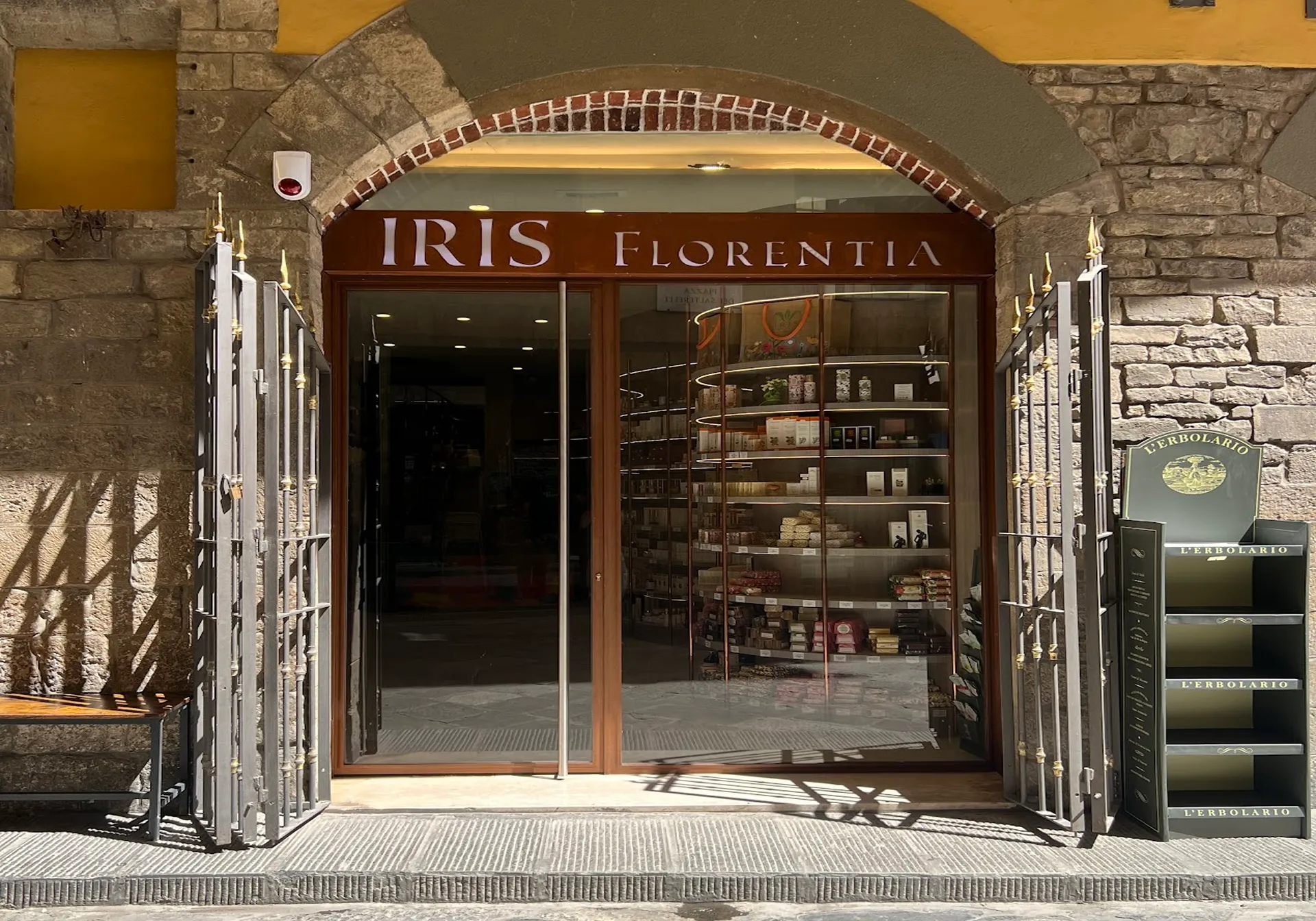 Iris Florentia 佛羅倫斯門市